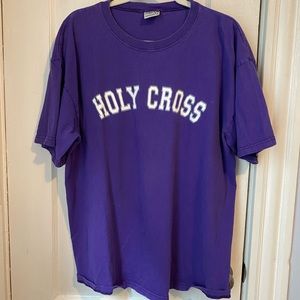 Men’s XL Holy Cross tshirt